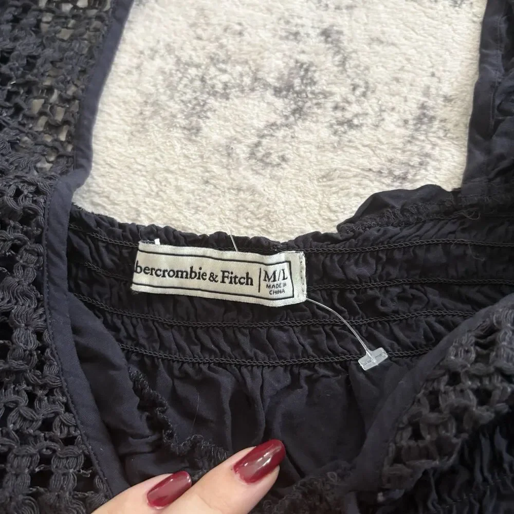 Abercrombie & Fitch Y2K Black Crochet Kaftan Top Size M/L Peasant Boho V-neck - Picture 4 of 7